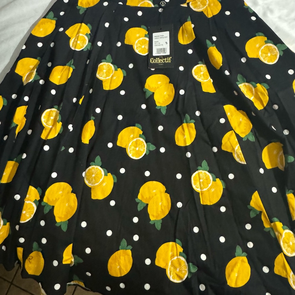 Collectif Matilda polka Lemons Swing skirt